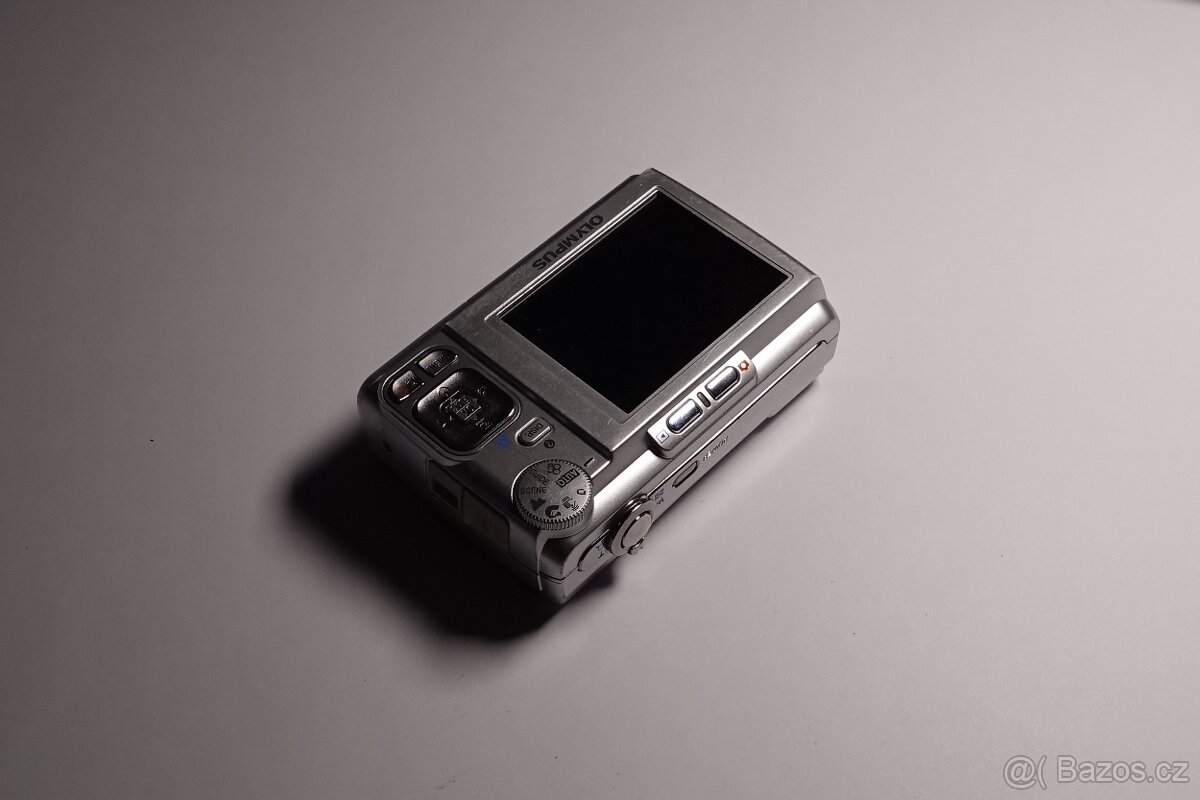 Olympus FE-310 - 9