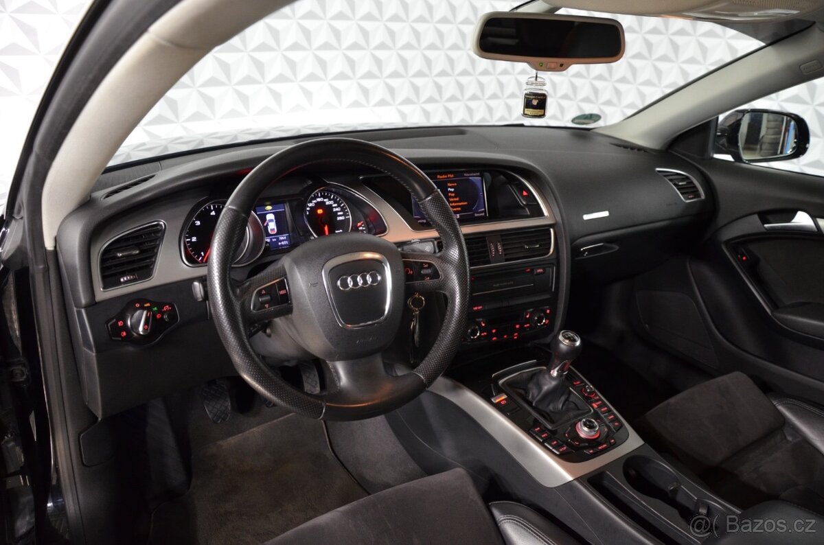Audi A5 2.0 TDi - 9
