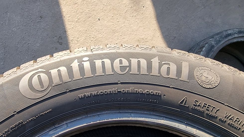 Zimní pneu 215/60/16 Continental - 9