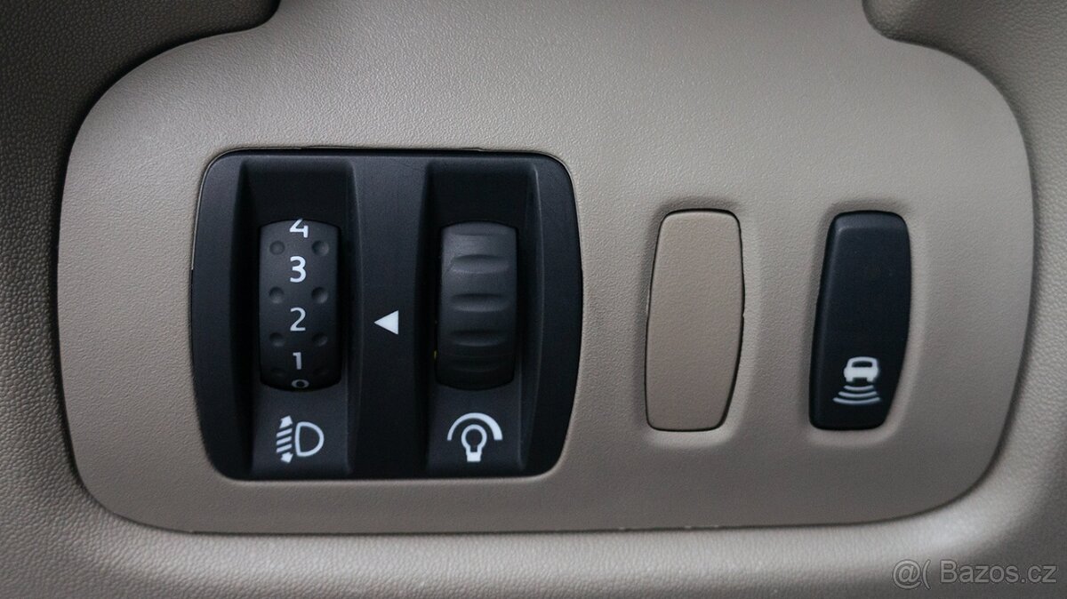 Renault Grand Scénic 1.9 dCi AUTOMAT – 7 míst - 9