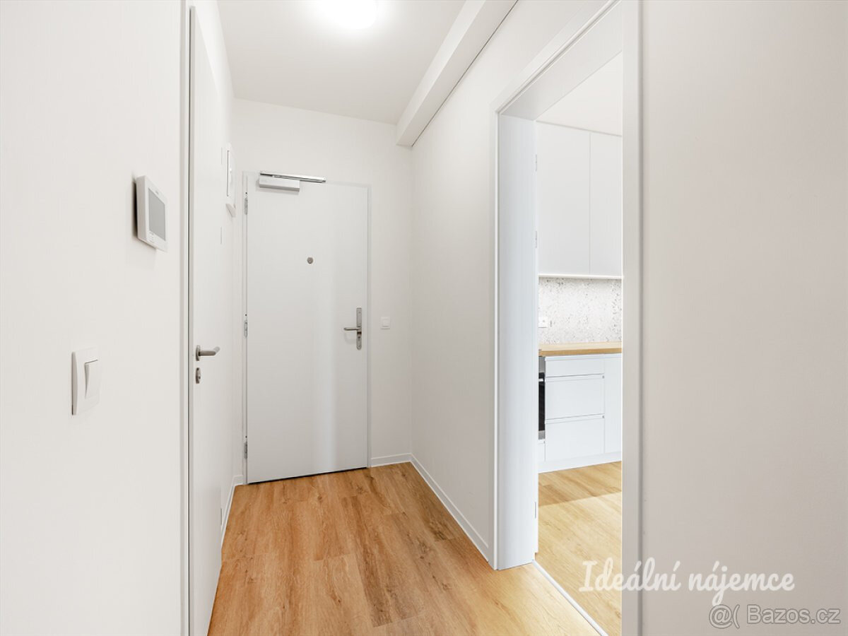 Pronájem bytu 2+kk, Na Větrníku, Břevnov,22000 Kč/měs, 55 m2 - 9