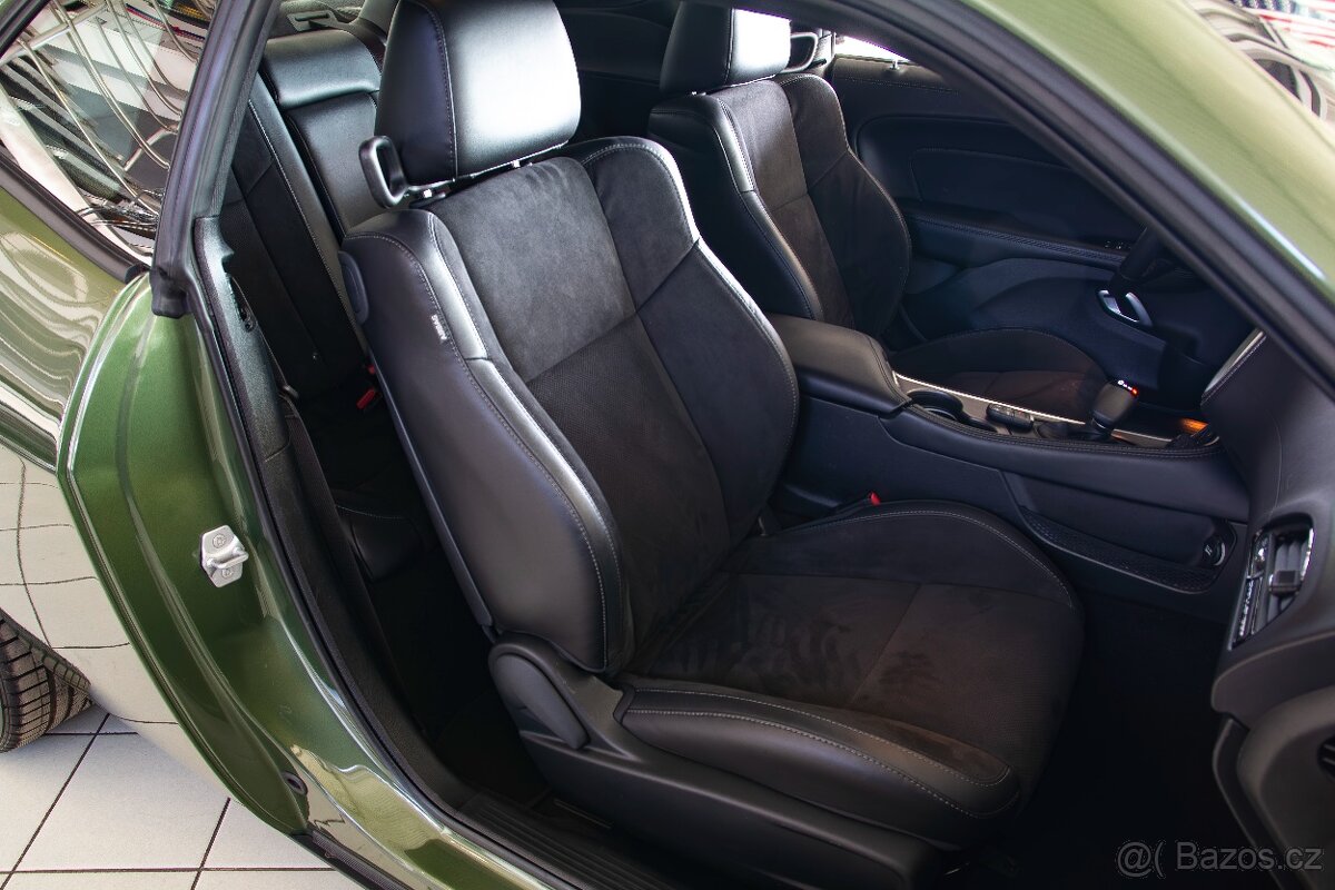 Dodge Challenger GT - 9