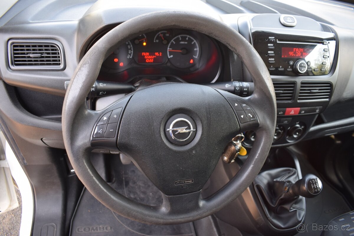 Opel Combo 1,3 CDTi PO SERVISU,PO STK - 9