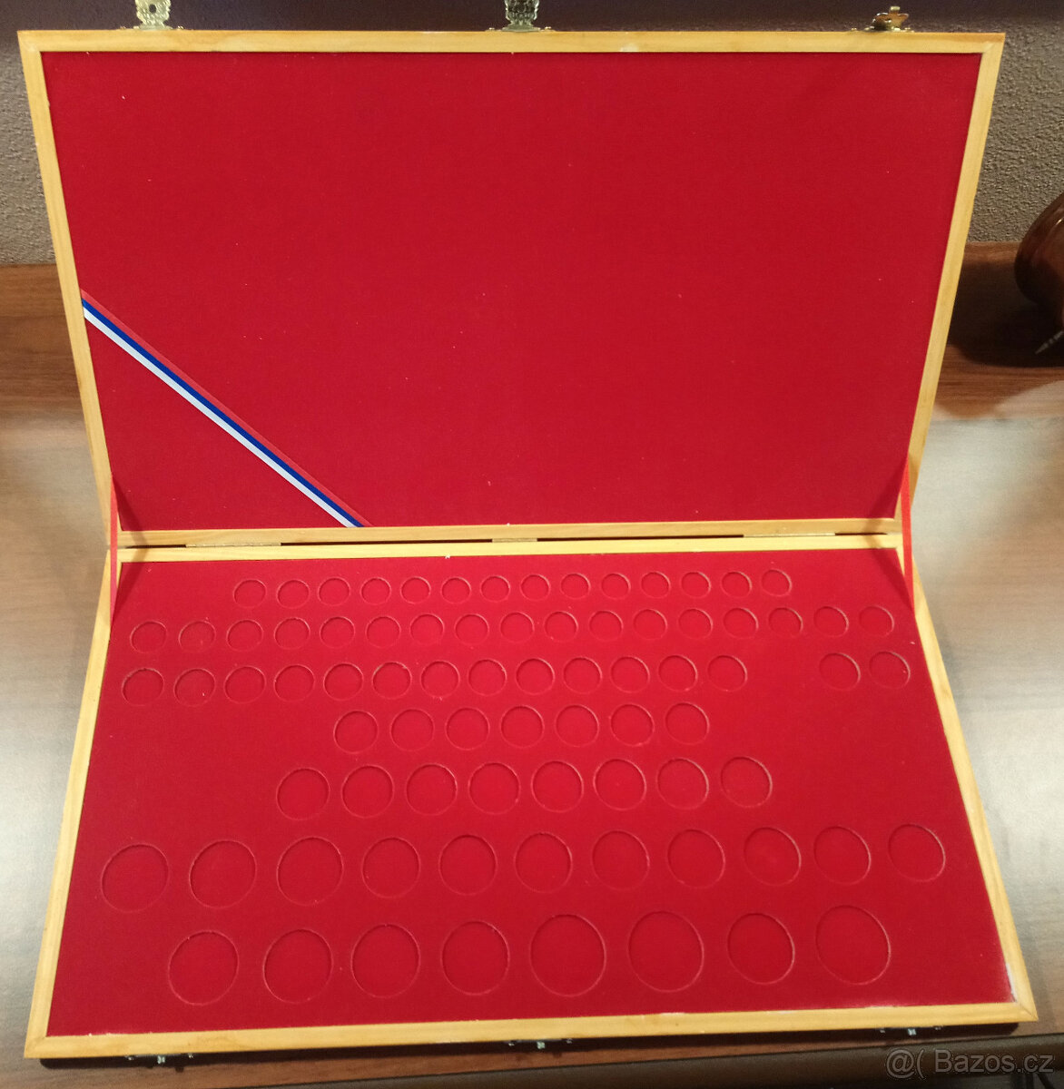 Predám kazetu na mince ČSR 1921 - 1938 obežné a pamätné stri - 9