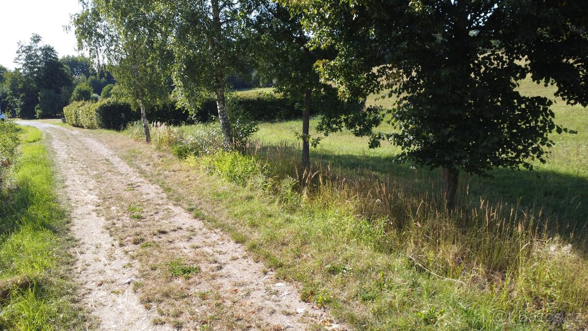 Stavební pozemek 1 100 m² u Milevska - 9