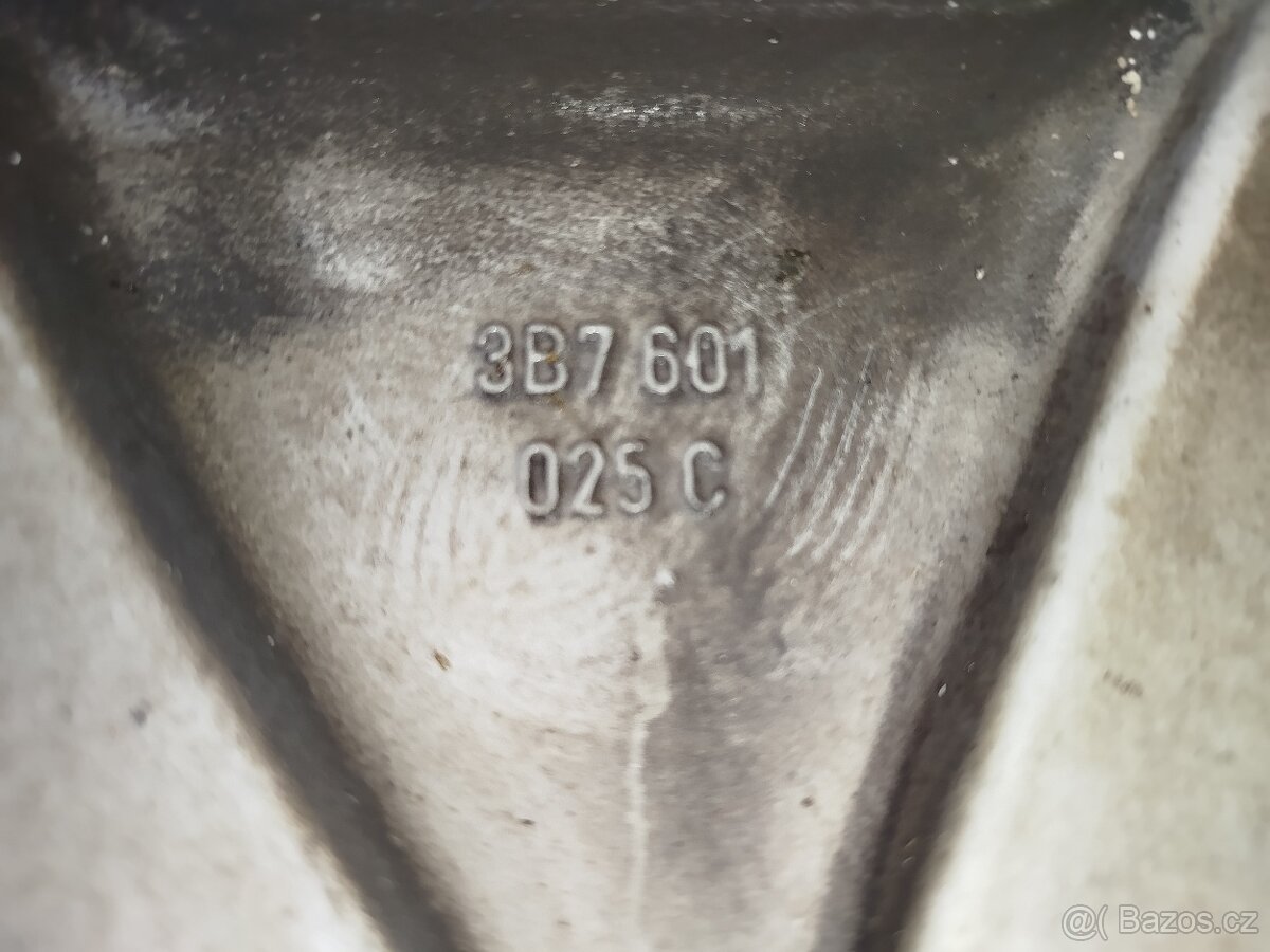 Alu kola Ronal vw r17 - 9