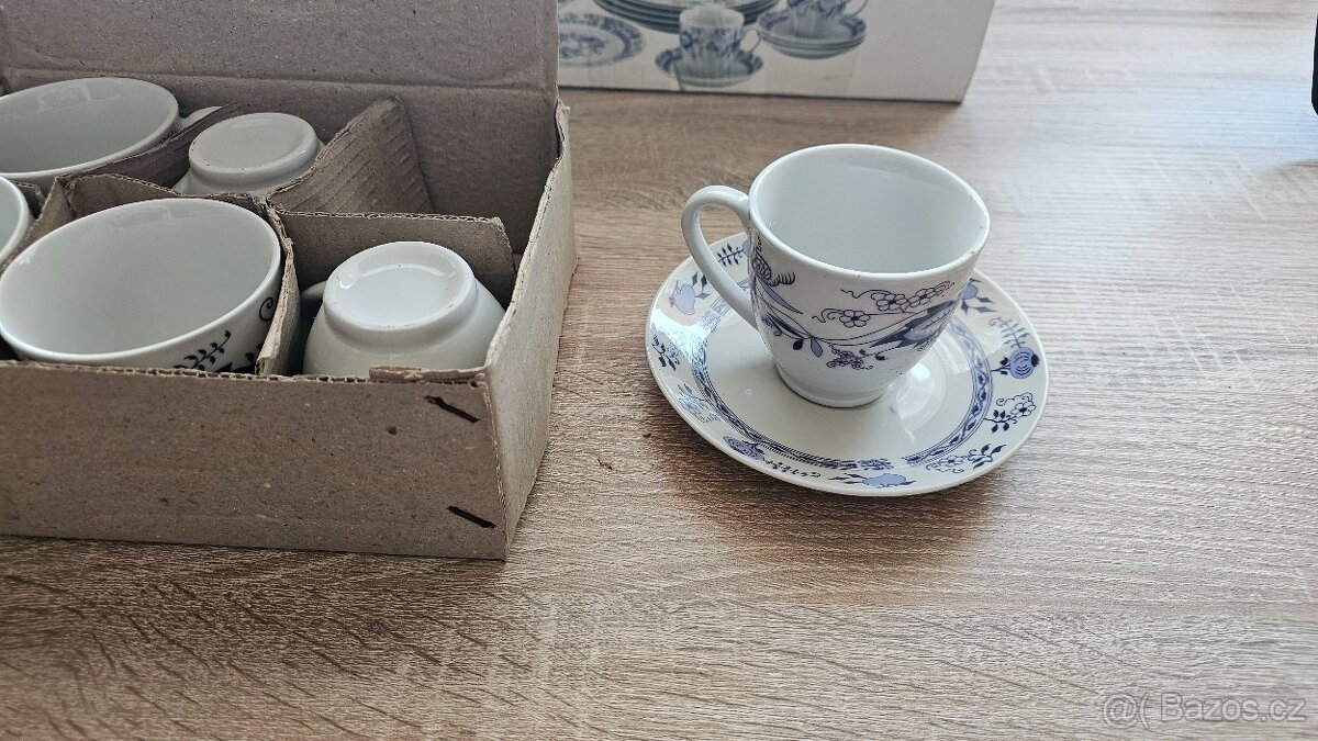 JÍDELNÍ SADA S DEKOREM CIBULÁK - 9