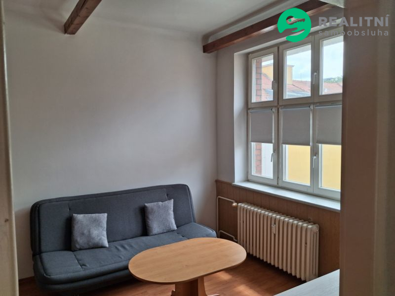 Byt Karla Čapka 1270 - 9