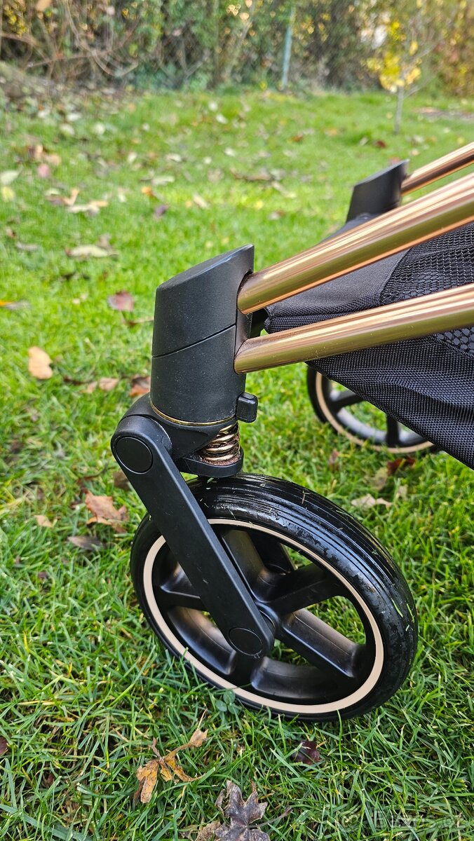 Prodám kočárek Cybex priam 2V1 rosegold + černé doplňky. - 9