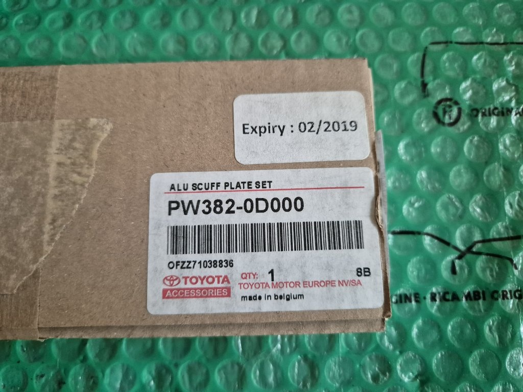 dekorativní ozdobné a ochranné lišty prahu Toyota Yaris , Au - 9