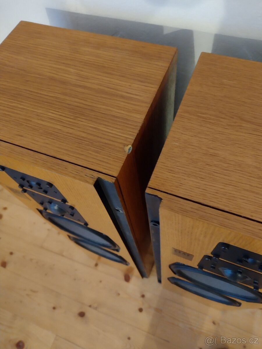 sloupové reproduktory Elac EL 135 II - 9