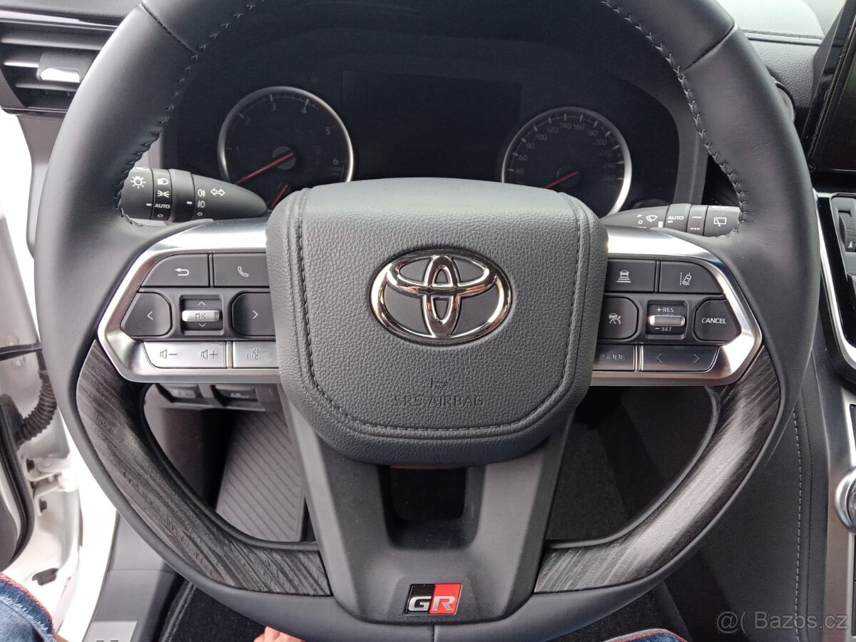 Land Cruiser LC 300 GR SPORT 3,3L TD, SLEVA - 9