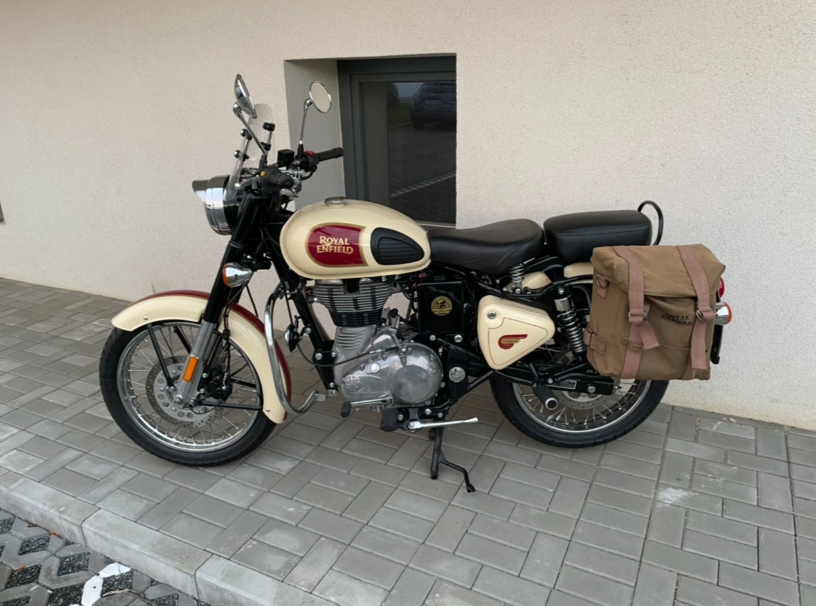 Royal Enfield Classic 500 - 9