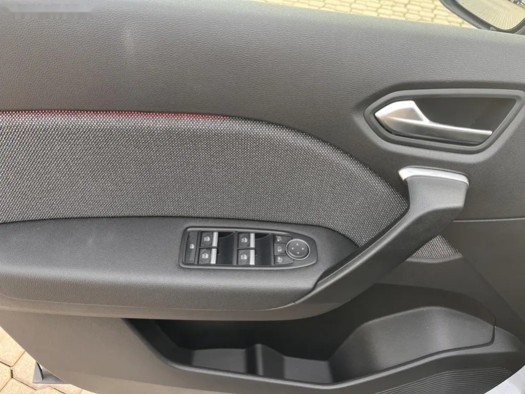 Renault Captur, techno TCe 90 - 9