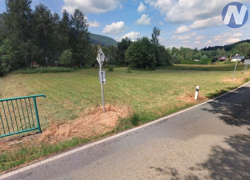 Leptač, stavební parcela - 9