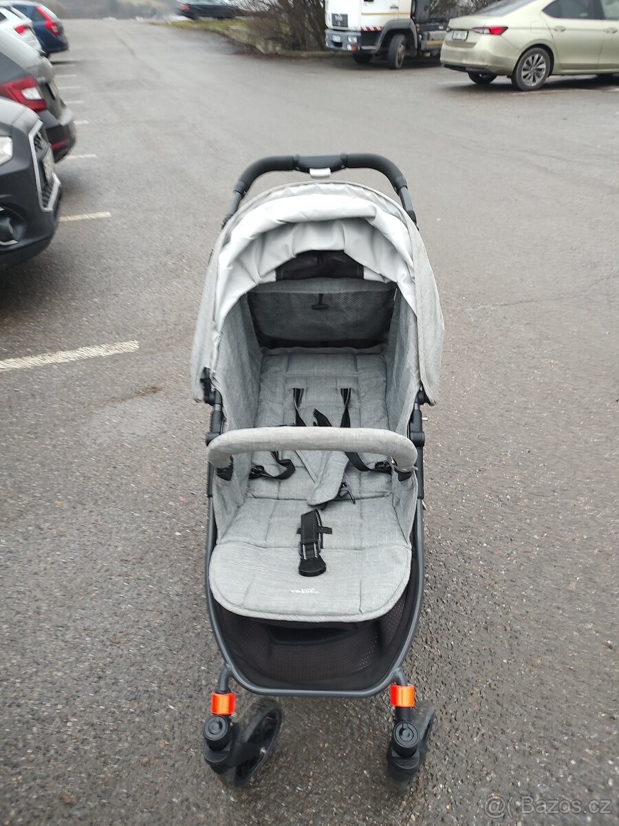 Sportovní kočárek - 9