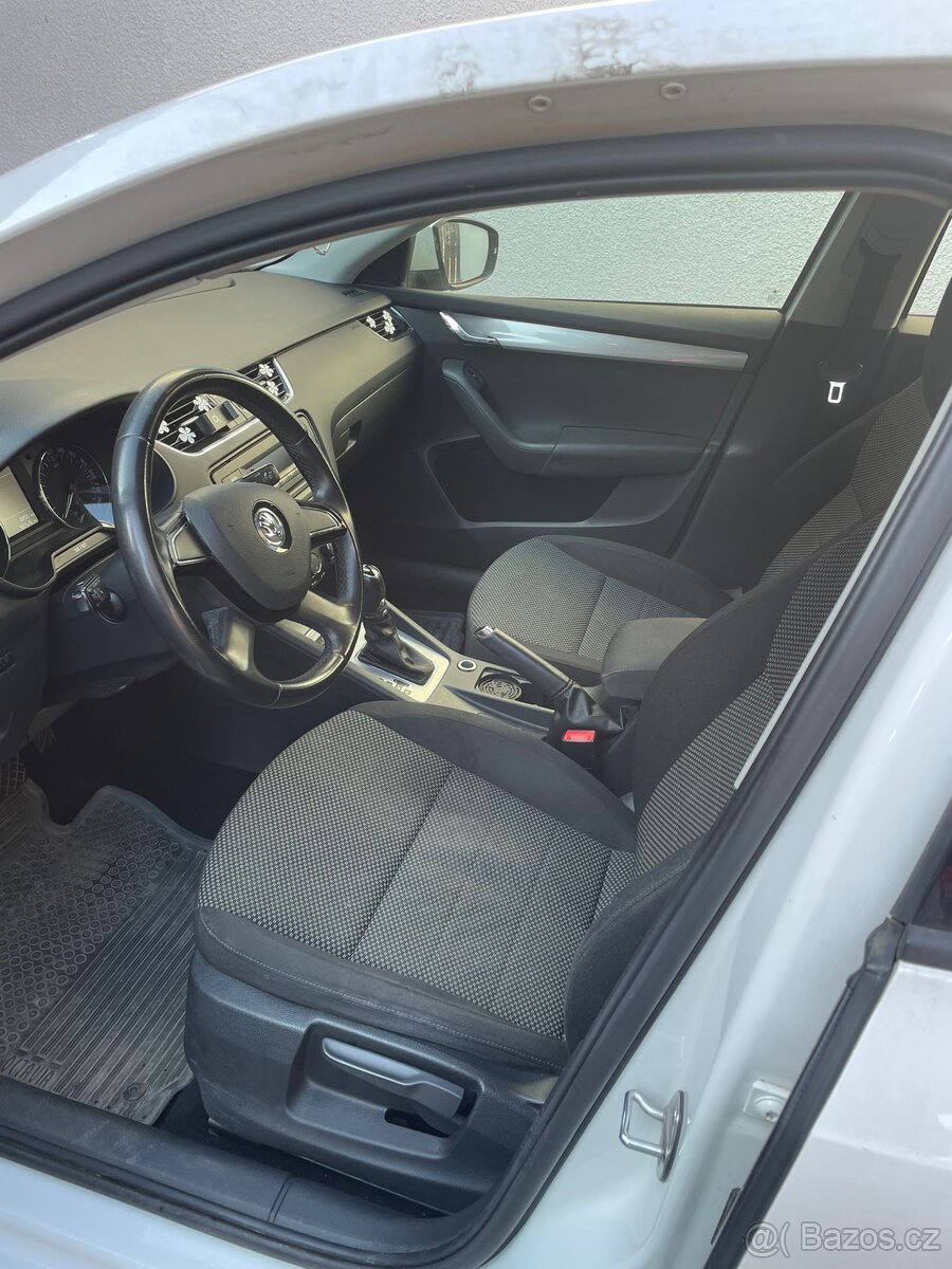 Škoda Octavia 1,2 77kW, automat - 9