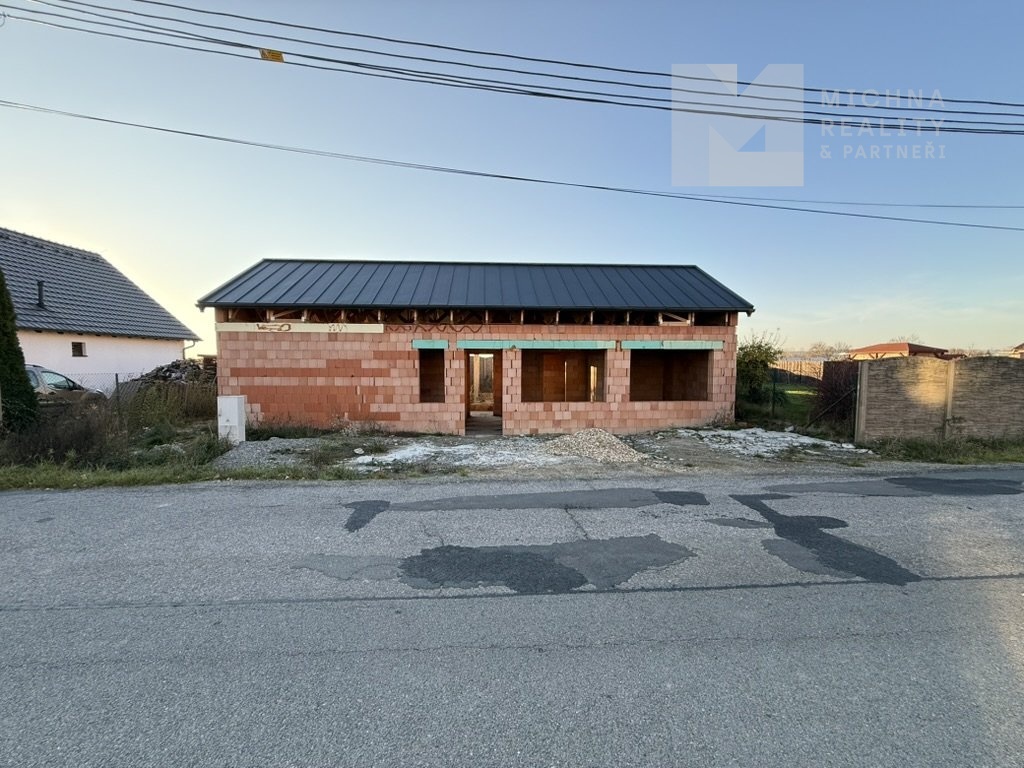 Prodej rodinného domu 4+kk, pozemek 405 m2 - Újezd u Rosic - 9