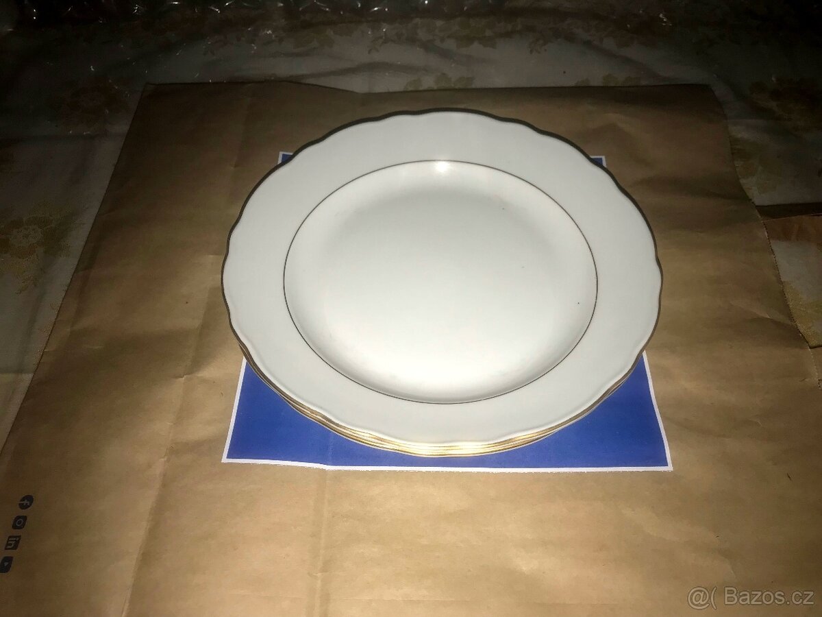 starý porcelán /servisy talíře a další - 9