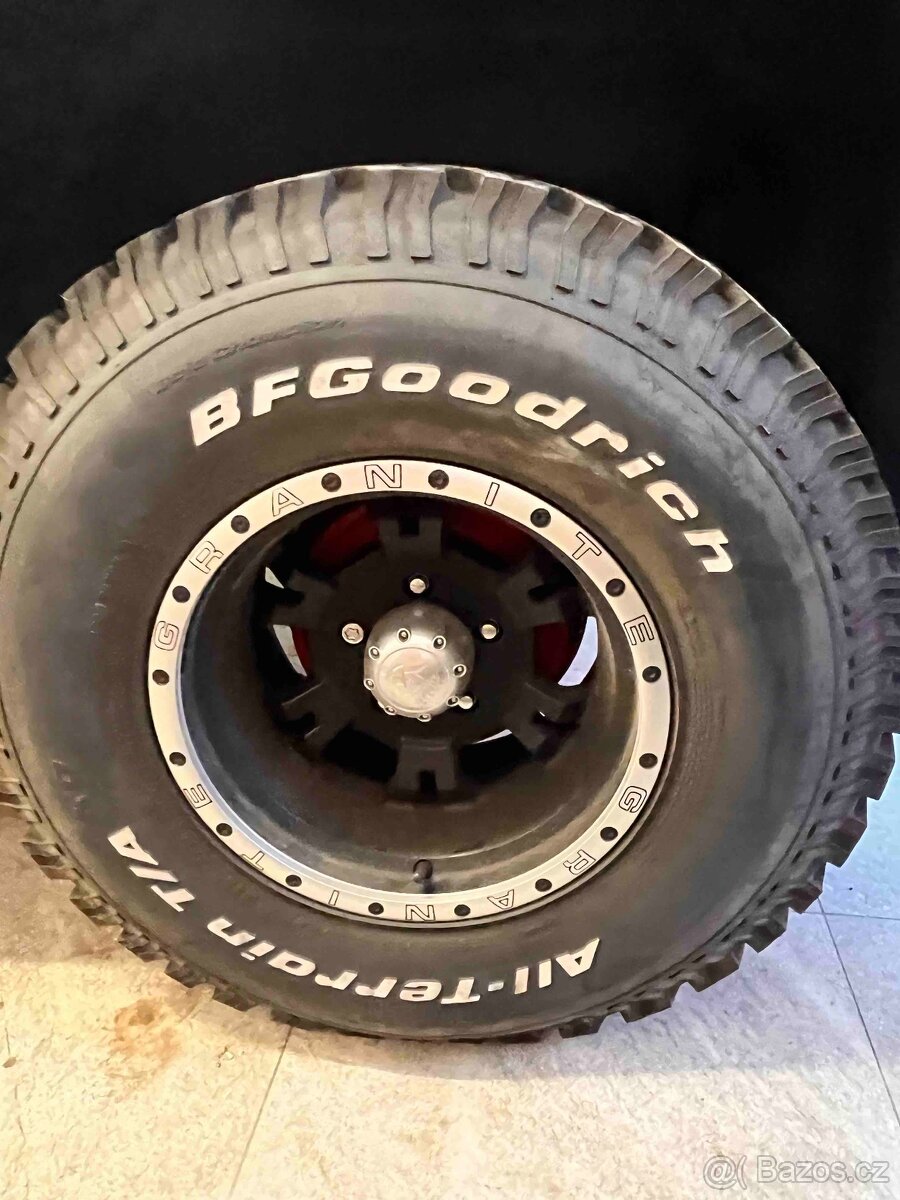 Dodge RAM 1500 V8 Magnum - 9