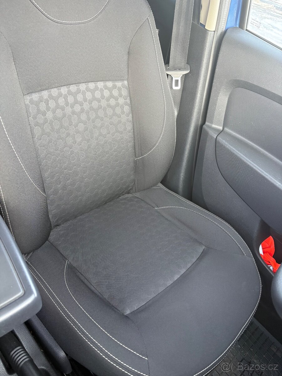 Dacia Logan 2014 - 9