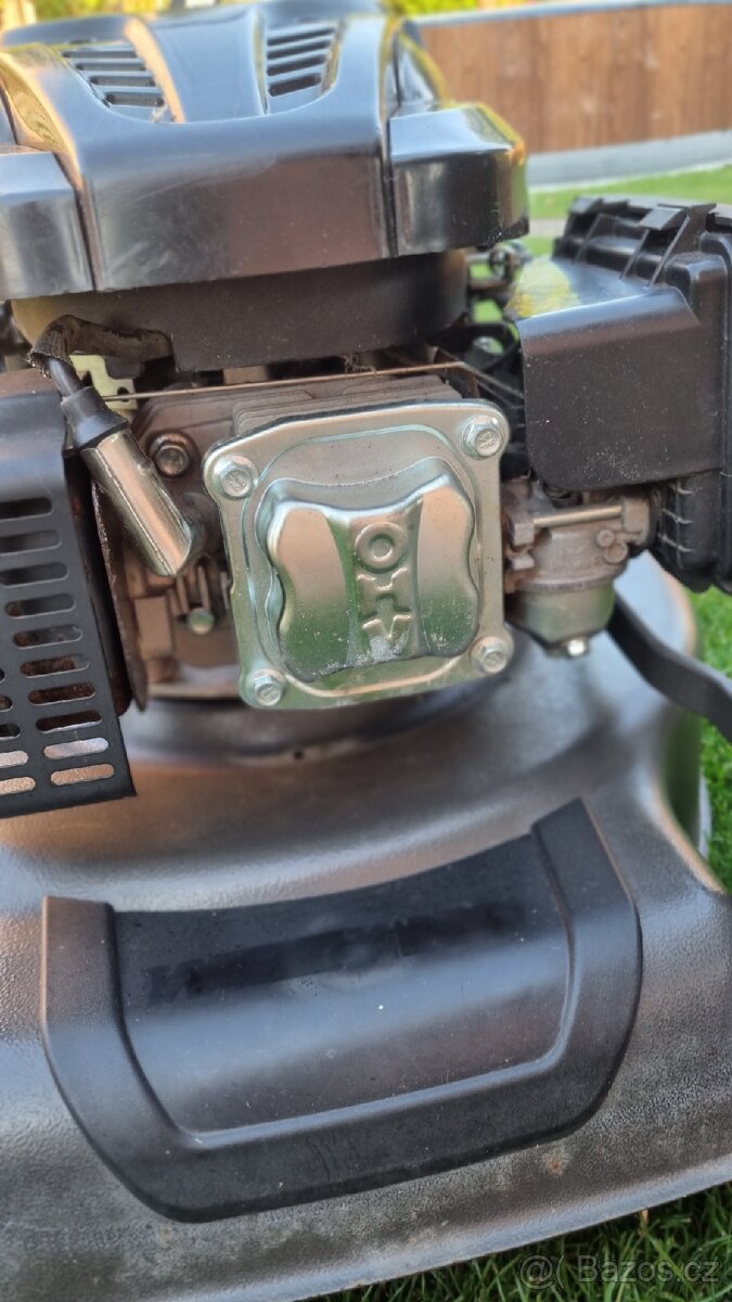 Benzínová sekačka s pojezdem - 9