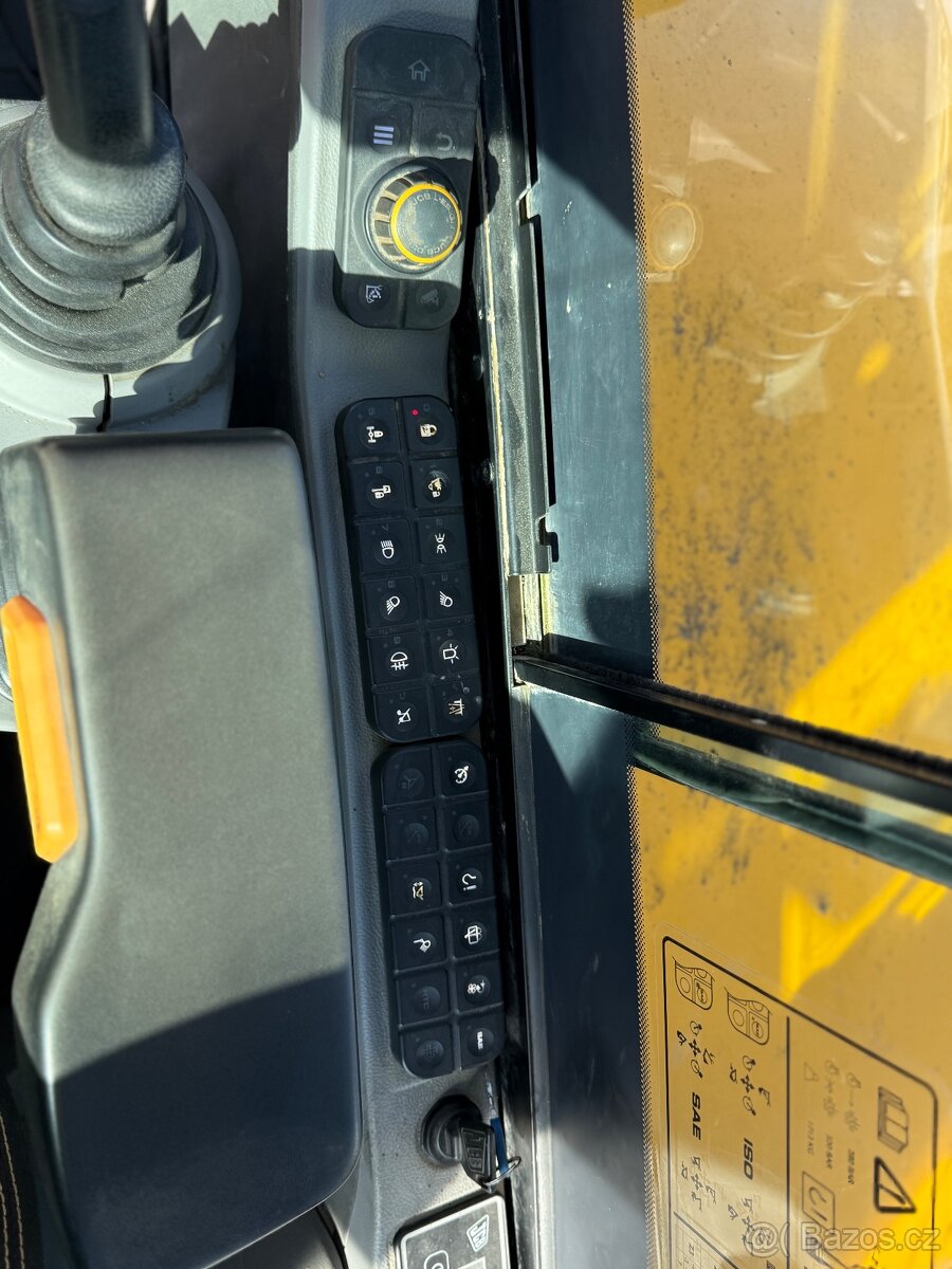 Jcb hydradig 110W / 2017 kolovy bagr - 9