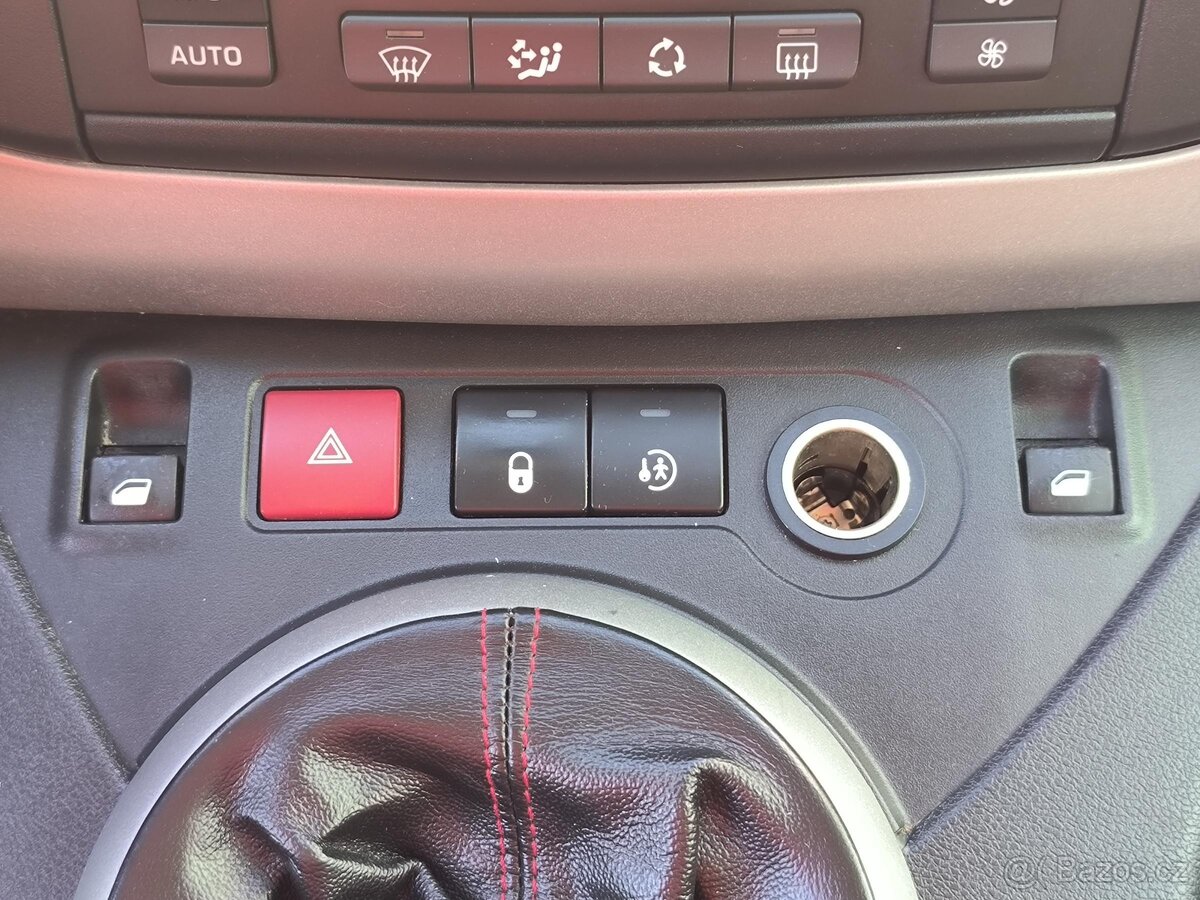 Citroën Berlingo 1.6i , 80 kW benzín, 2009 - 9