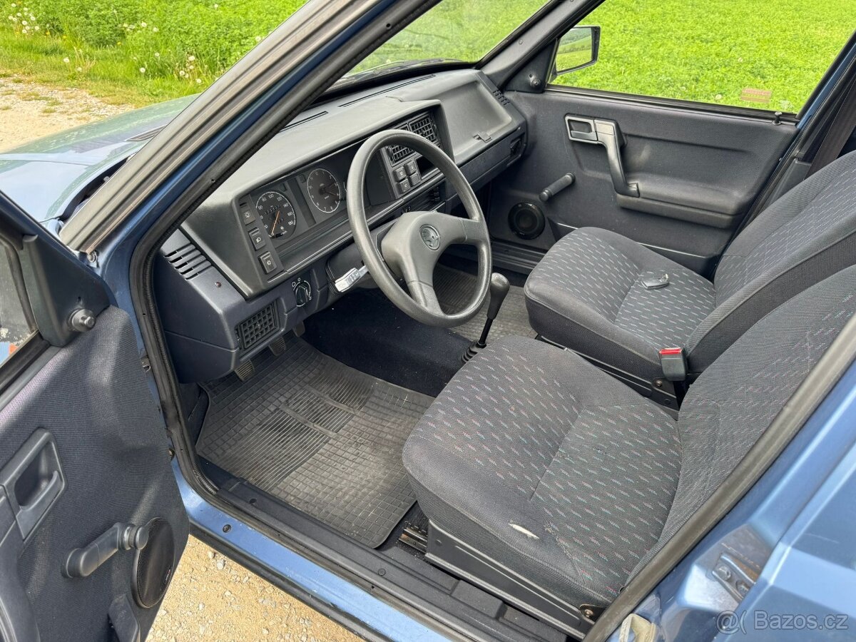 Škoda Forman 135 - 9