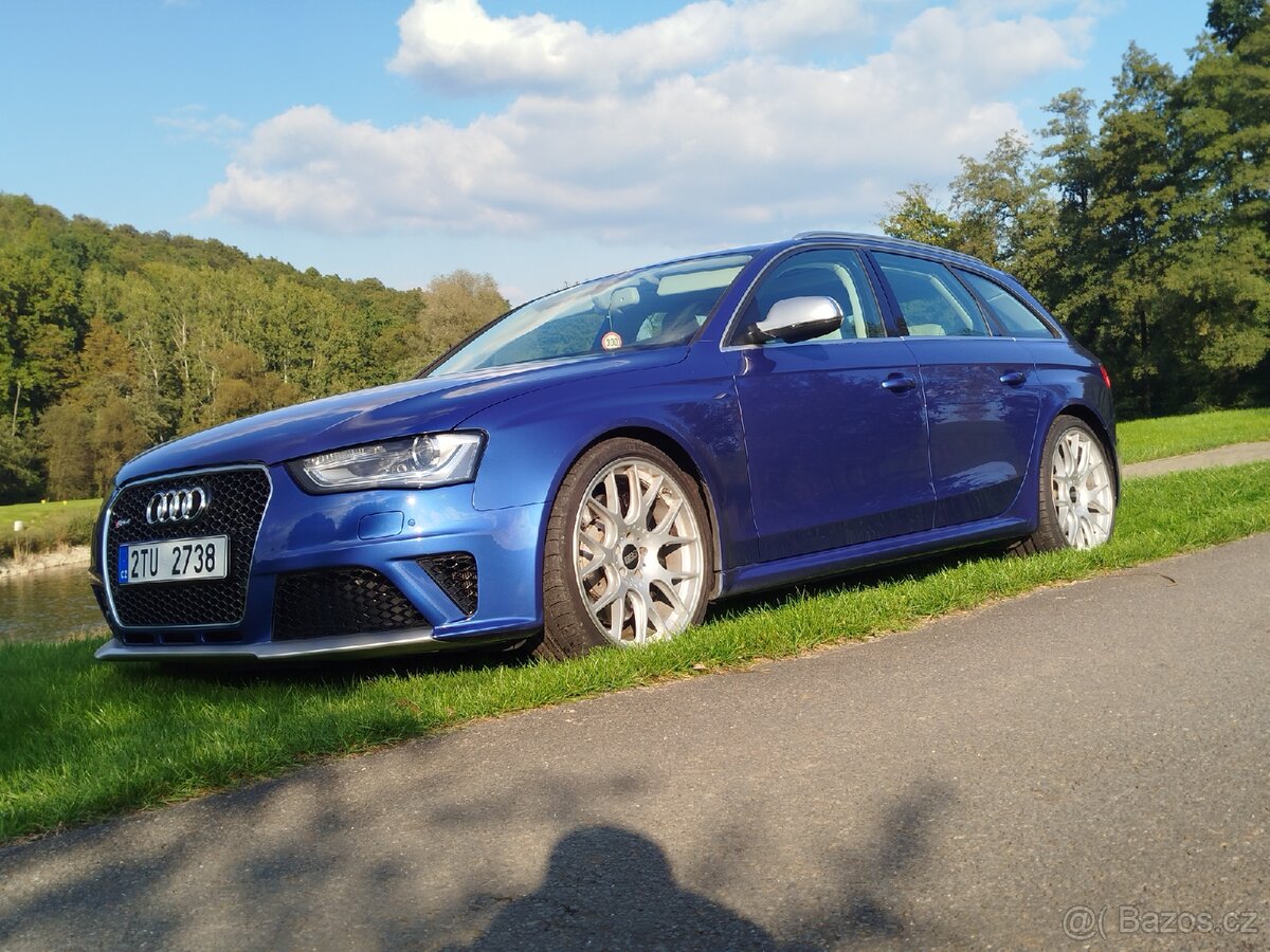 Audi RS4 b8.5 - 9
