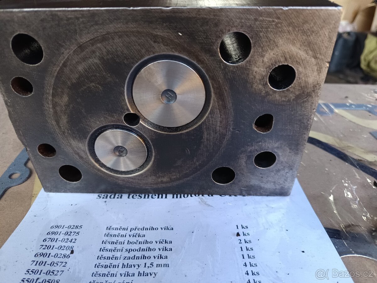 Prodám motor Zetor URI 6701 po Go - 9