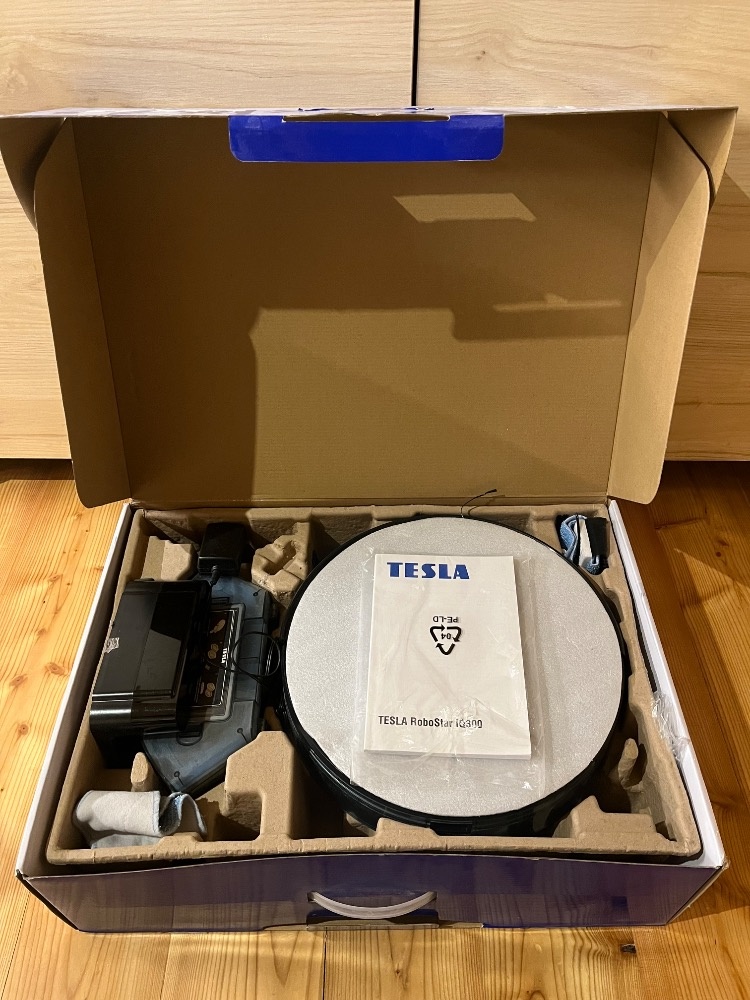 Robotický vysavač Tesla na mokré i suché vysávání - 9