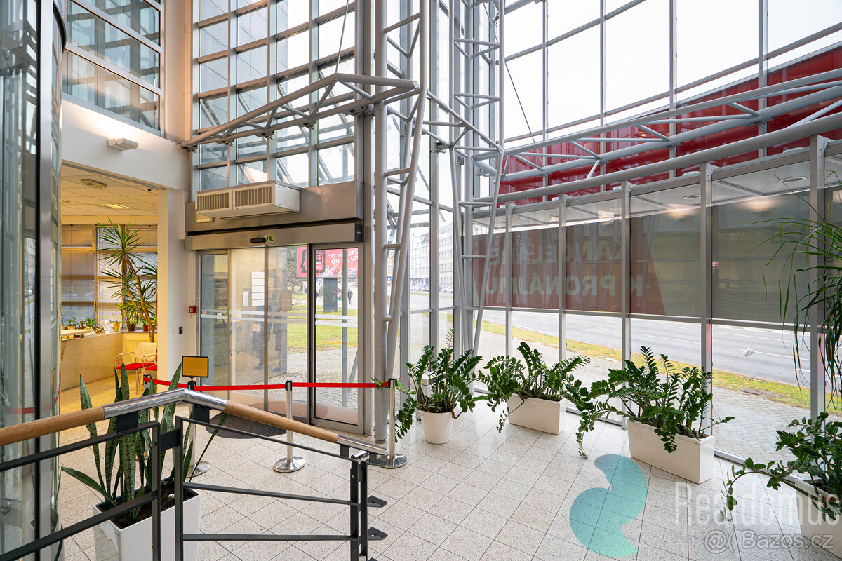 Pronájem, kanceláře, centrum města, ulice Pražská - 9