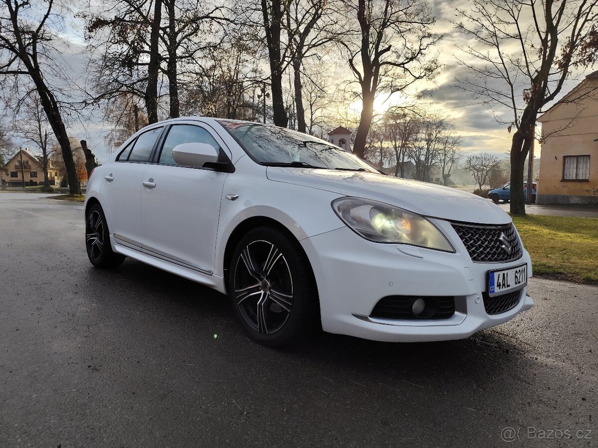 Suzuki Kizashi 2.4, 4x4, automat - 9