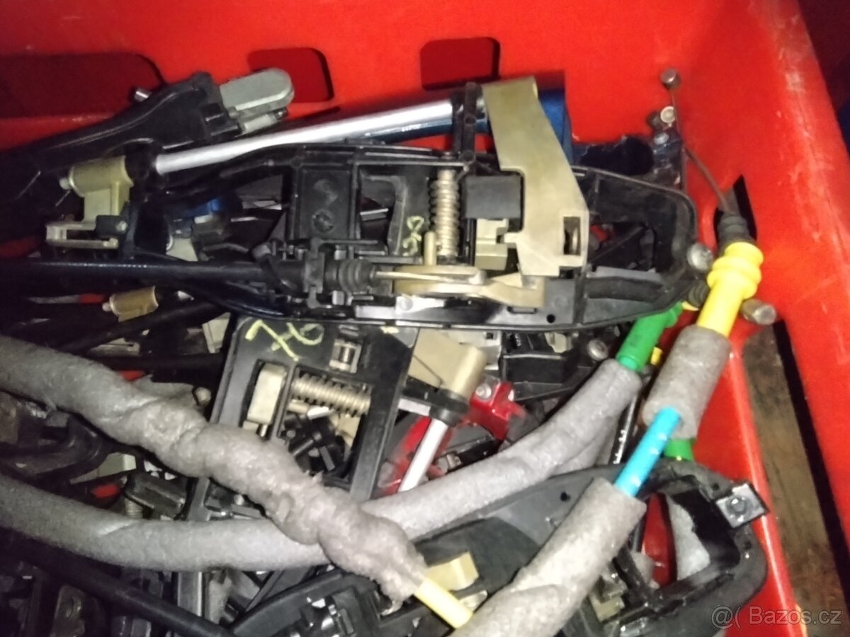 Klika, zámek BMW - 9