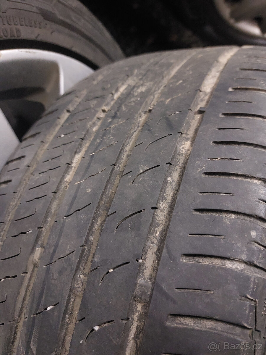 Kola Seat R16 - 9