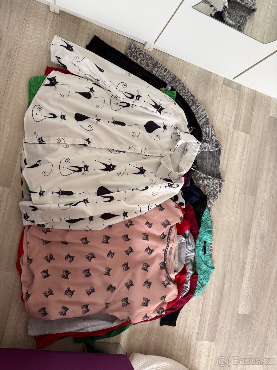 Mix dámského oblečení 17ks - 9
