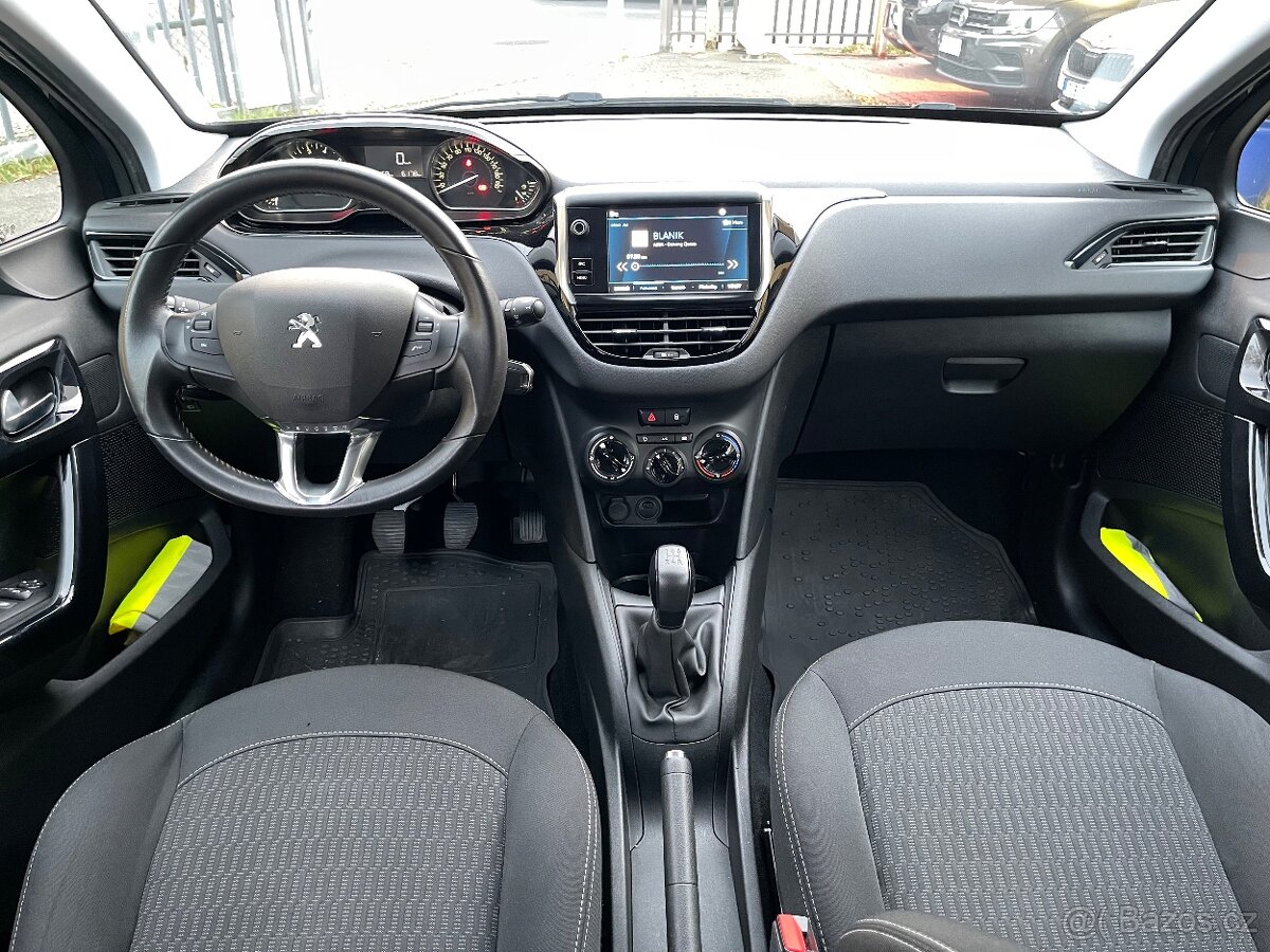 Prodám Peugeot 208 1,2 PureTech 82 S&S - 9