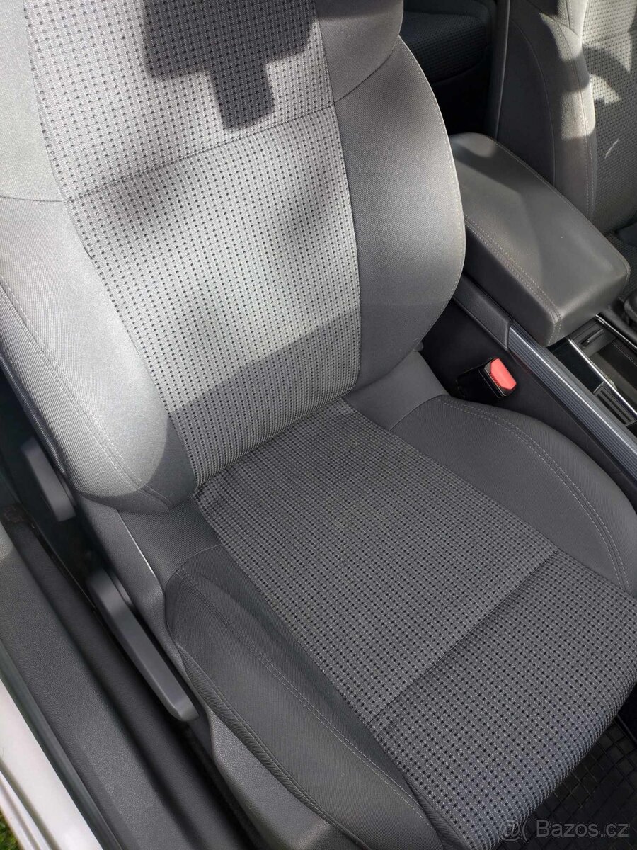 Peugeot 508sw 2011 1.6 THP 115kw - 9