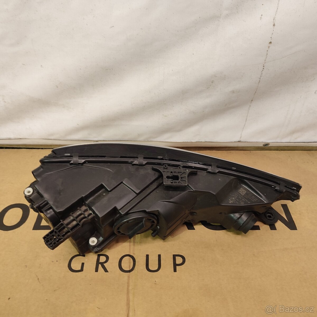 Audi A4 B9 světla,marazník, radar chladič - 9