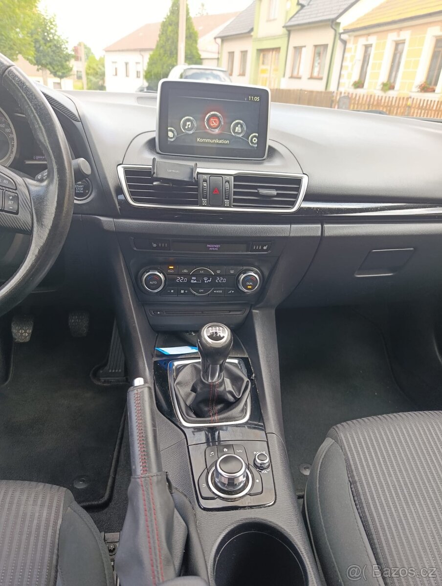 Mazda 3 - 9
