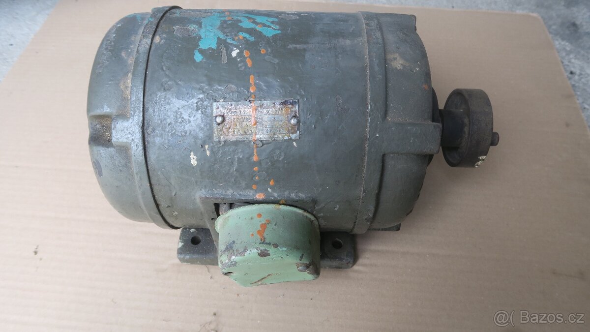 2 elektromotory staré - 9