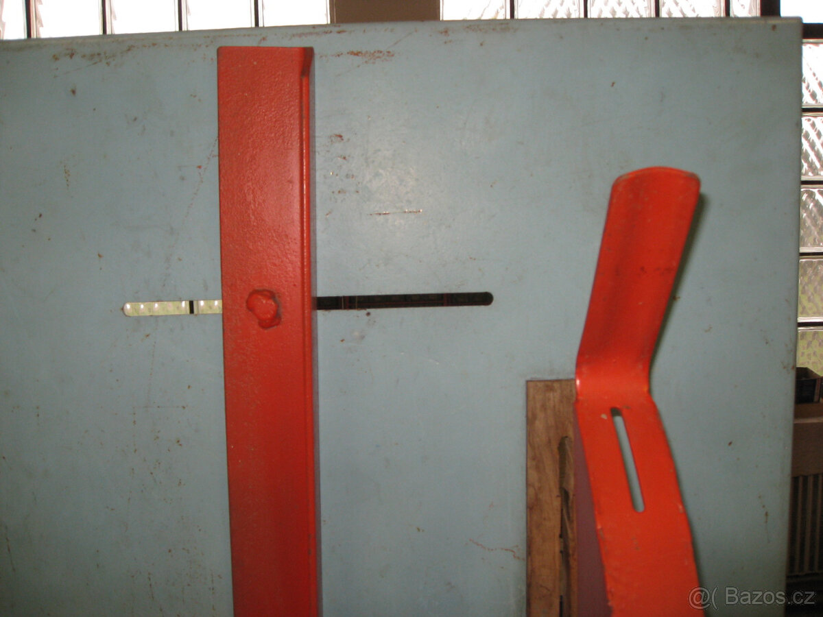 Cirkulárka s hoblovkou - 9