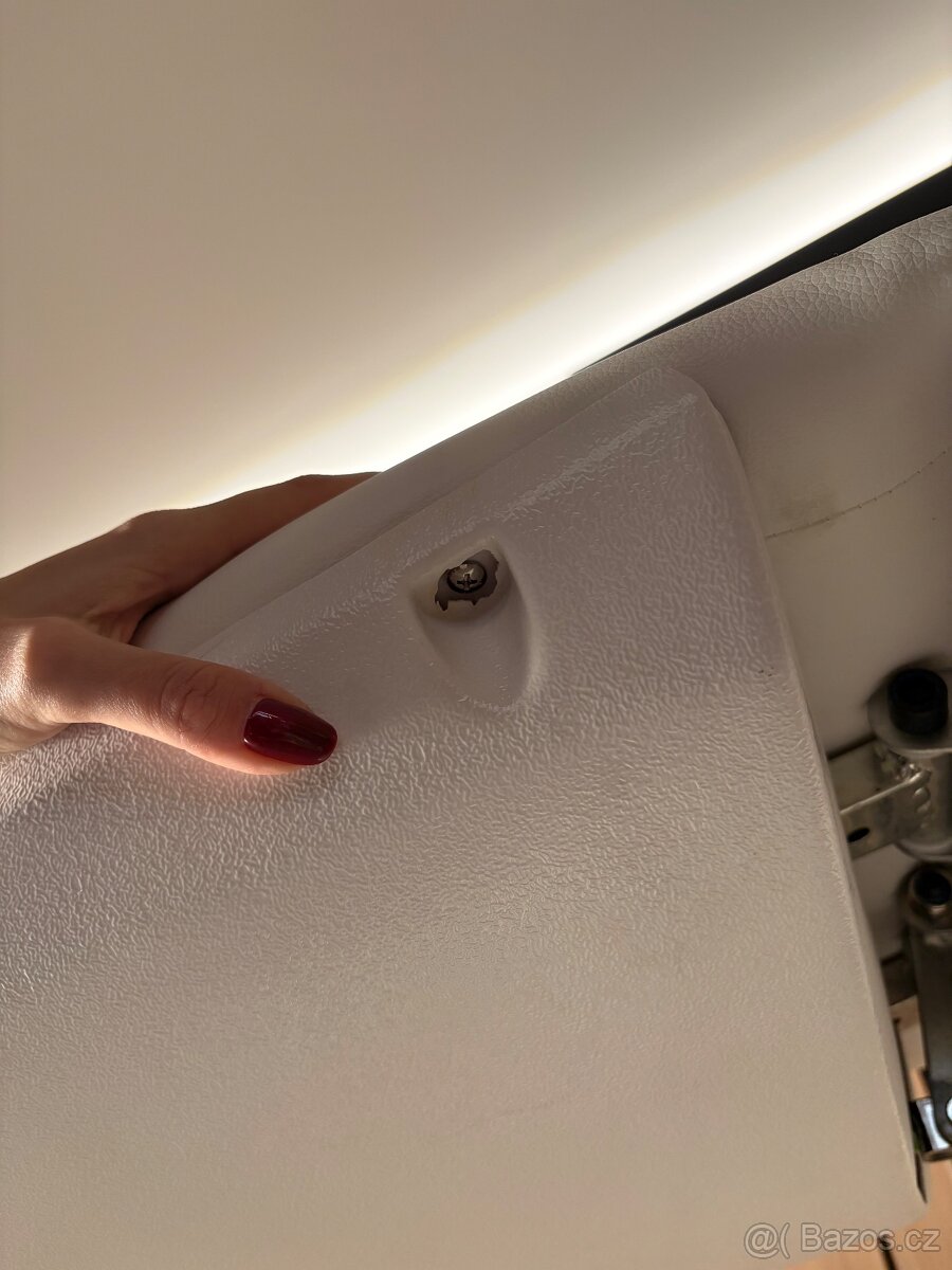 Kosmeticke kreslo elektricke - 9