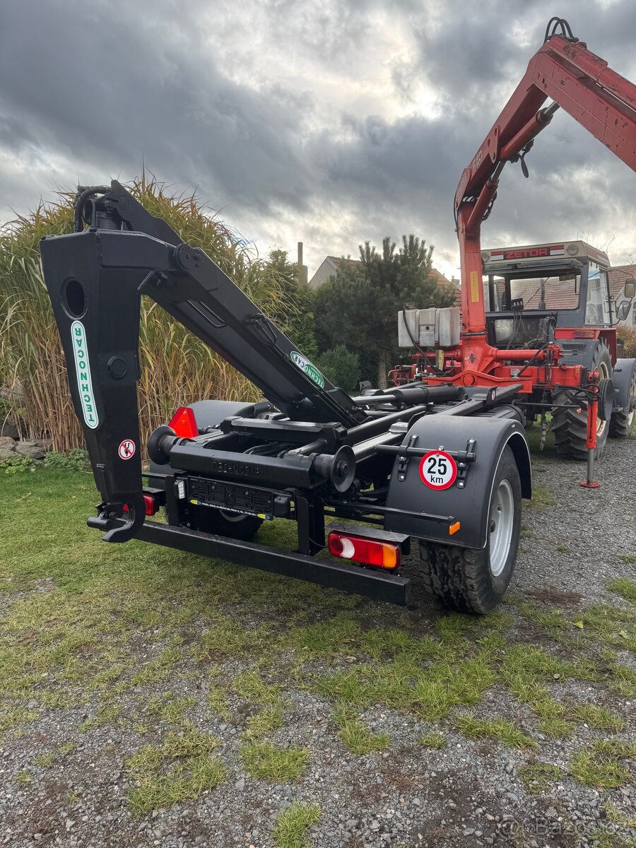 Traktorový nosič kontejnerů - 9