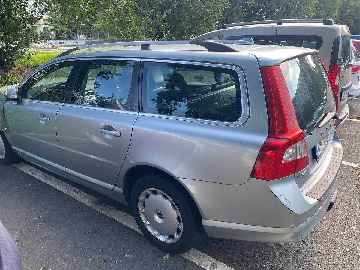 Havarované Volvo V70 - 9