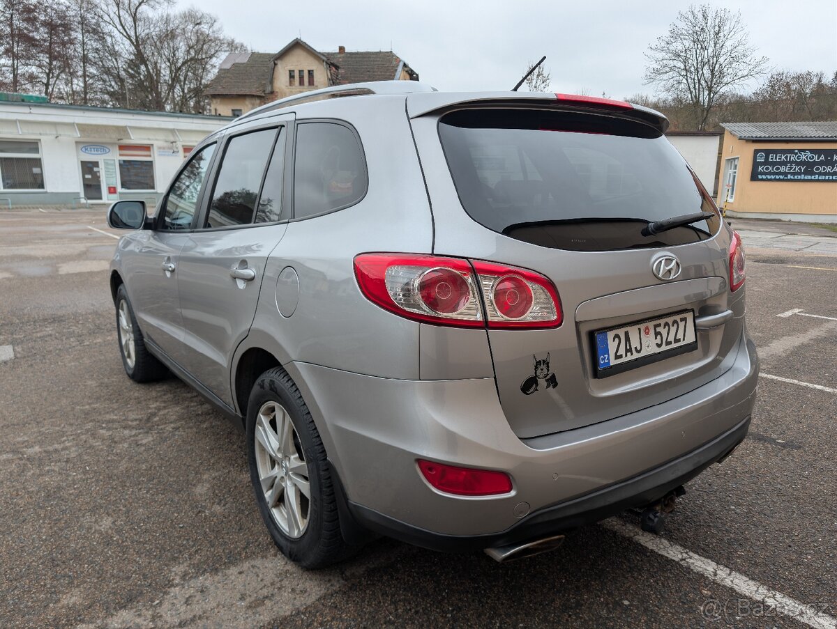 Hyundai Santa Fe 2011 4x4 - 9