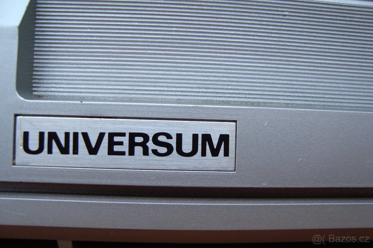 Mono radiomagnetofon Universum - 9