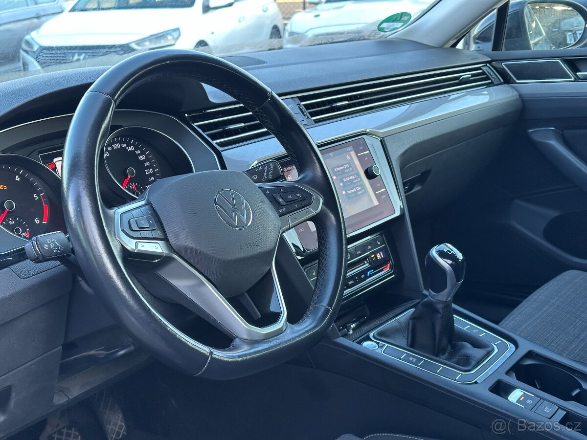 Volkswagen Passat 2020 - 9
