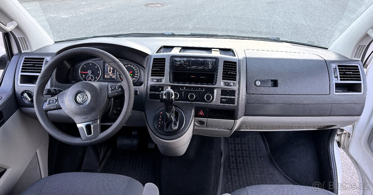 VW Transporter 2.0TDi T5 Long DSG - 9